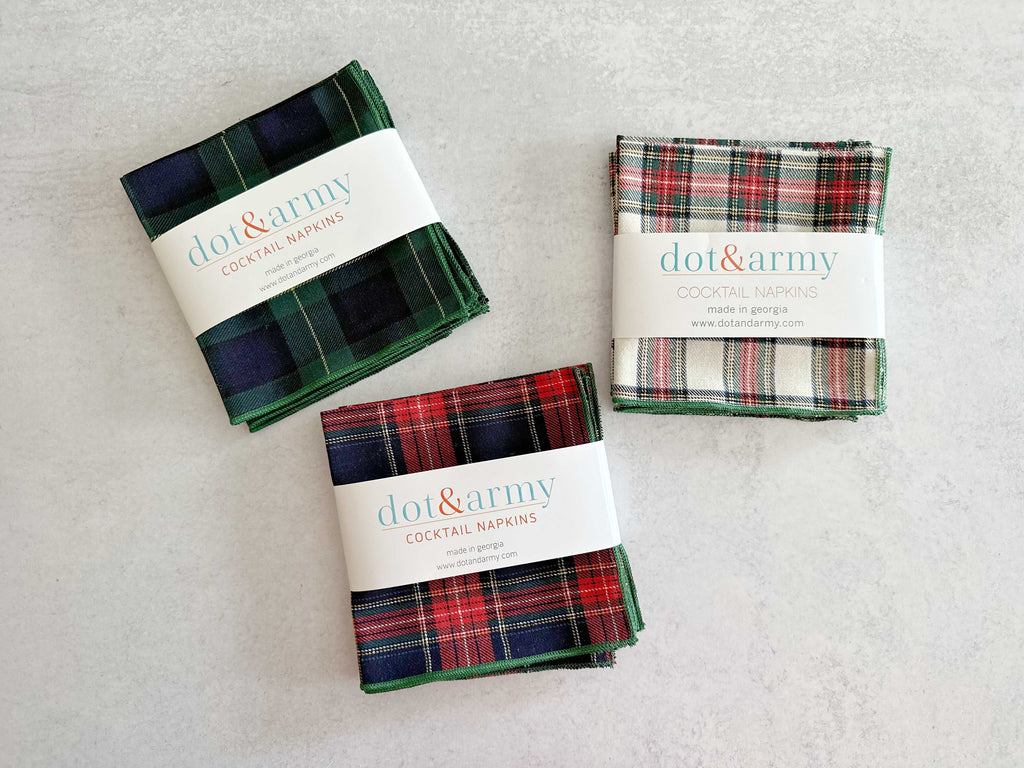 https://www.dotandarmy.com/cdn/shop/files/tartan_cocktail_napkins_cotton_plaid_1024x1024.jpg?v=1694884788